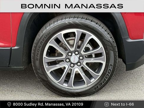 Used 2019 GMC Acadia SLT image 7