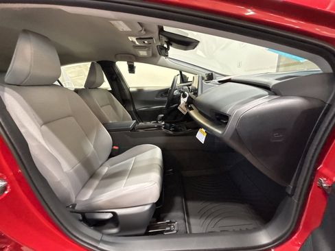 New 2026 Toyota Prius LE image 19