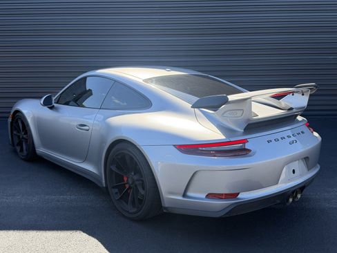 Certified 2019 Porsche 911 GT3 RWD image 3