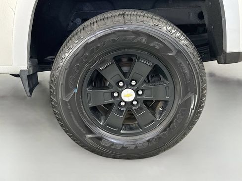 Used 2019 Chevrolet Colorado W/T w/ WT Convenience Package RWD image 30