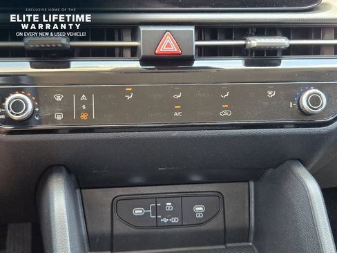 Used 2026 Kia Sportage LX w/ LX Convenience Package FWD image 18