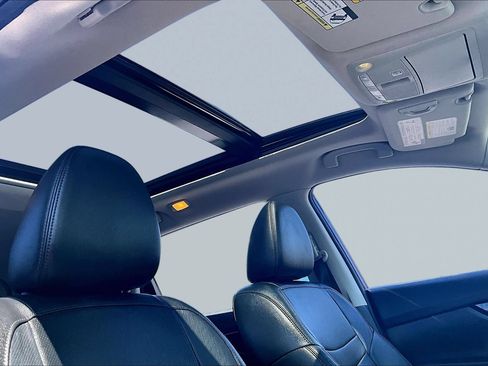 Used 2019 Nissan Rogue SL w/ Premium Package FWD image 27