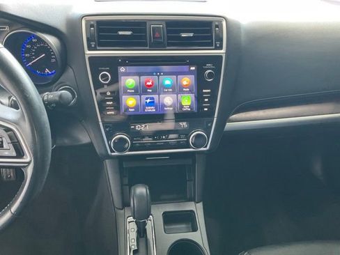 Used 2019 Subaru Outback 2.5i Limited AWD/4WD image 14