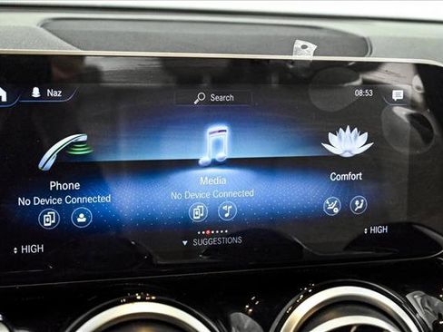 Used 2021 Mercedes-Benz GLB 250 4MATIC image 14