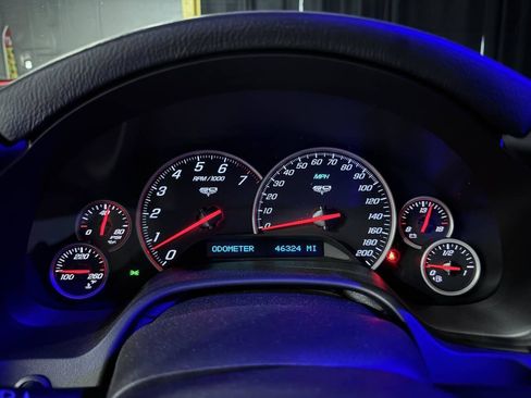 Used 2013 Chevrolet Corvette Convertible image 4