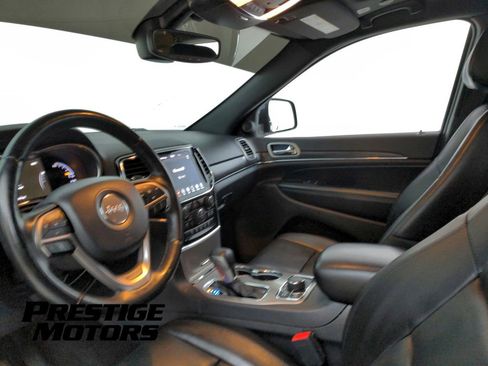 Used 2020 Jeep Grand Cherokee Limited w/ Luxury Group II image 17