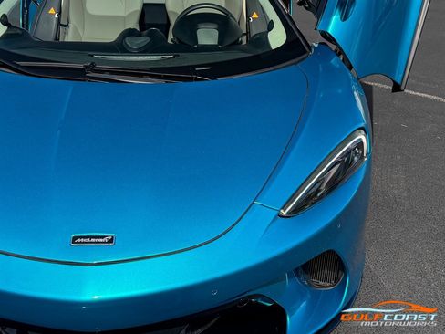 Used 2023 McLaren GT image 3