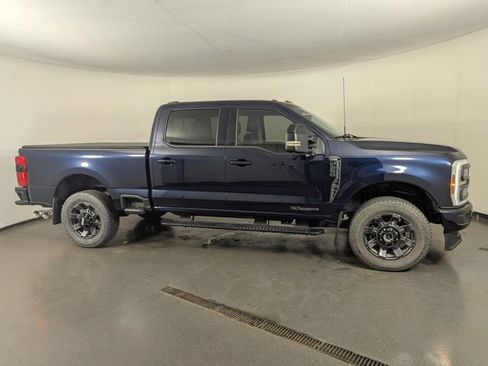 Used 2024 Ford F250 Lariat w/ Sport Appearance Package AWD/4WD image 8