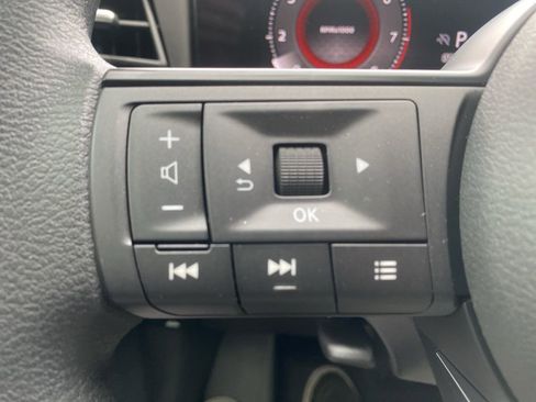 New 2026 Nissan Kicks S image 16