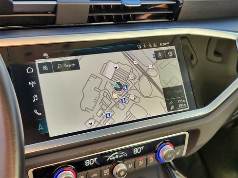 Used 2024 Audi Q3 2.0T Premium Plus image 19