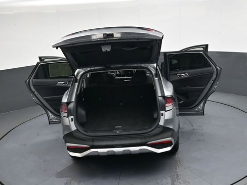 Used 2024 Kia Sportage LX image 46