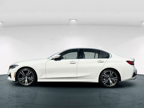 Used 2020 BMW 330i Sedan w/ Convenience Package image 4
