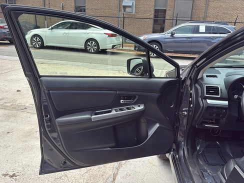 Used 2015 Subaru Crosstrek 2.0i Limited AWD/4WD image 15