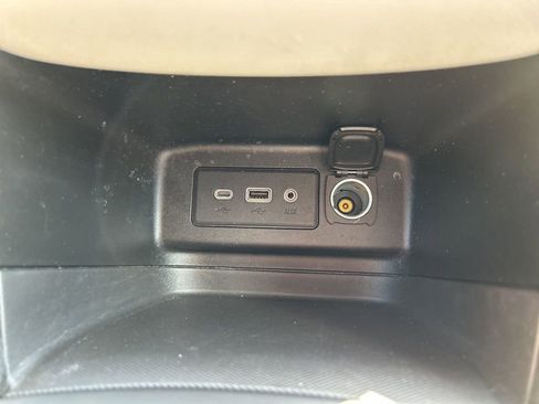 Certified 2022 Chevrolet Equinox LT image 34