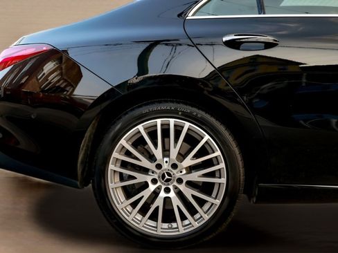 Used 2025 Mercedes-Benz CLA 250 4MATIC image 13