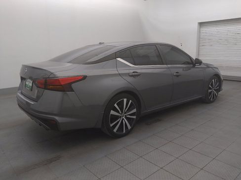 Used 2021 Nissan Altima 2.5 SR w/ SR Premium Package FWD image 10