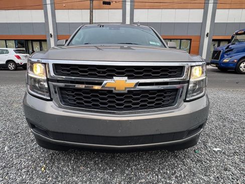 Used 2018 Chevrolet Tahoe LT w/ Luxury Package image 2