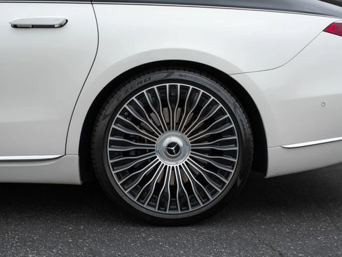Used 2022 Mercedes-Benz Maybach S 580 4MATIC image 41