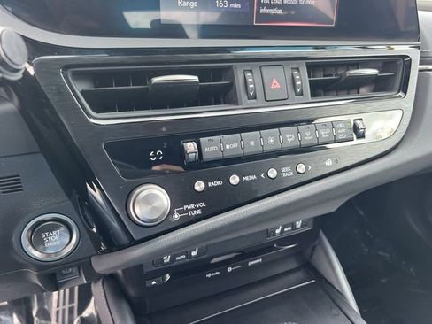 Used 2022 Lexus ES 350 F Sport w/ Accessory Package 2 image 19