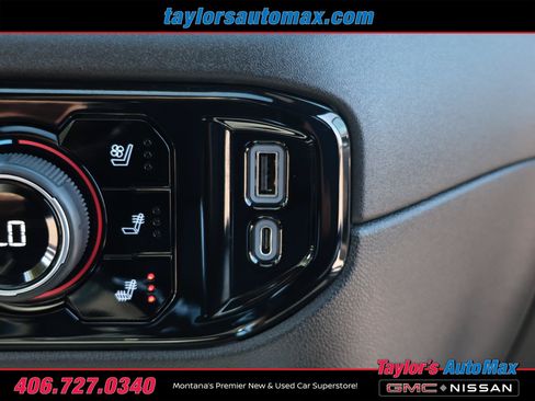 Used 2022 Chevrolet Silverado 1500 High Country w/ High Country Premium Package AWD/4WD image 26