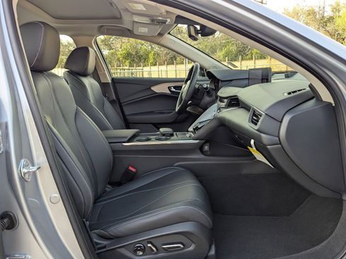 Certified 2025 Acura TLX w/ Technology Package FWD image 28