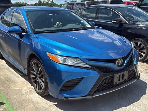 Used 2020 Toyota Camry XSE FWD image 2