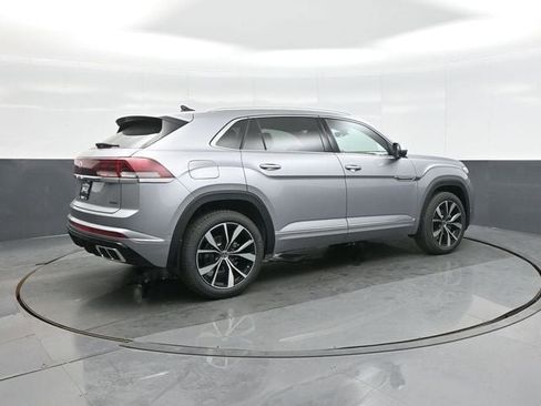 New 2026 Volkswagen Atlas Cross Sport SEL Premium R-Line AWD/4WD image 7