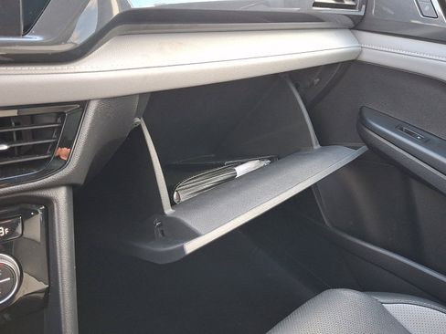 Used 2022 Volkswagen Taos SEL image 27