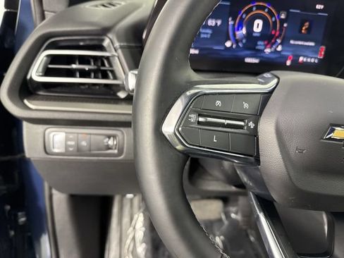 Used 2024 Chevrolet Traverse LT w/ LPO, Floor Liner Package FWD image 12