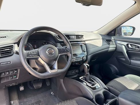 Used 2020 Nissan Rogue SV FWD image 15
