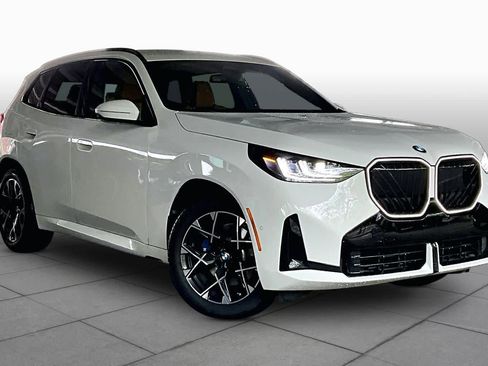 Used 2025 BMW X3 xDrive30i w/ M Sport Package image 2