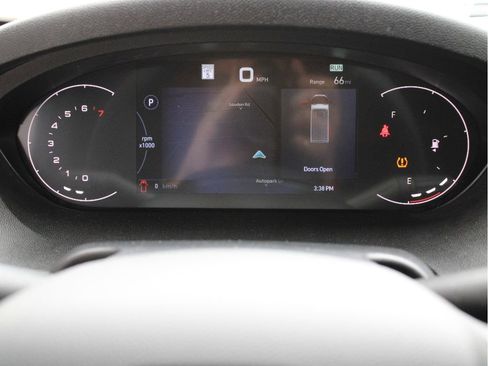 New 2026 RAM ProMaster 2500 w/ Premium Convenience Group FWD image 17