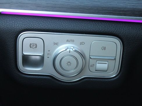 Used 2022 Mercedes-Benz GLE 350 image 16