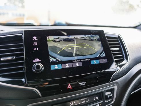 Certified 2023 Honda Passport TrailSport image 14