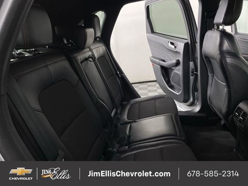 Used 2024 Ford Escape ST-Line image 25