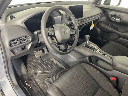 New 2026 Honda HR-V Sport image 3