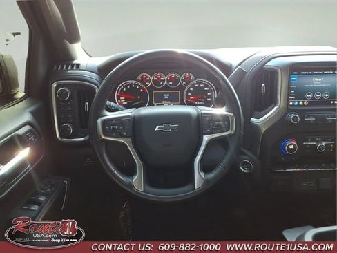 Used 2021 Chevrolet Silverado 1500 RST AWD/4WD image 13