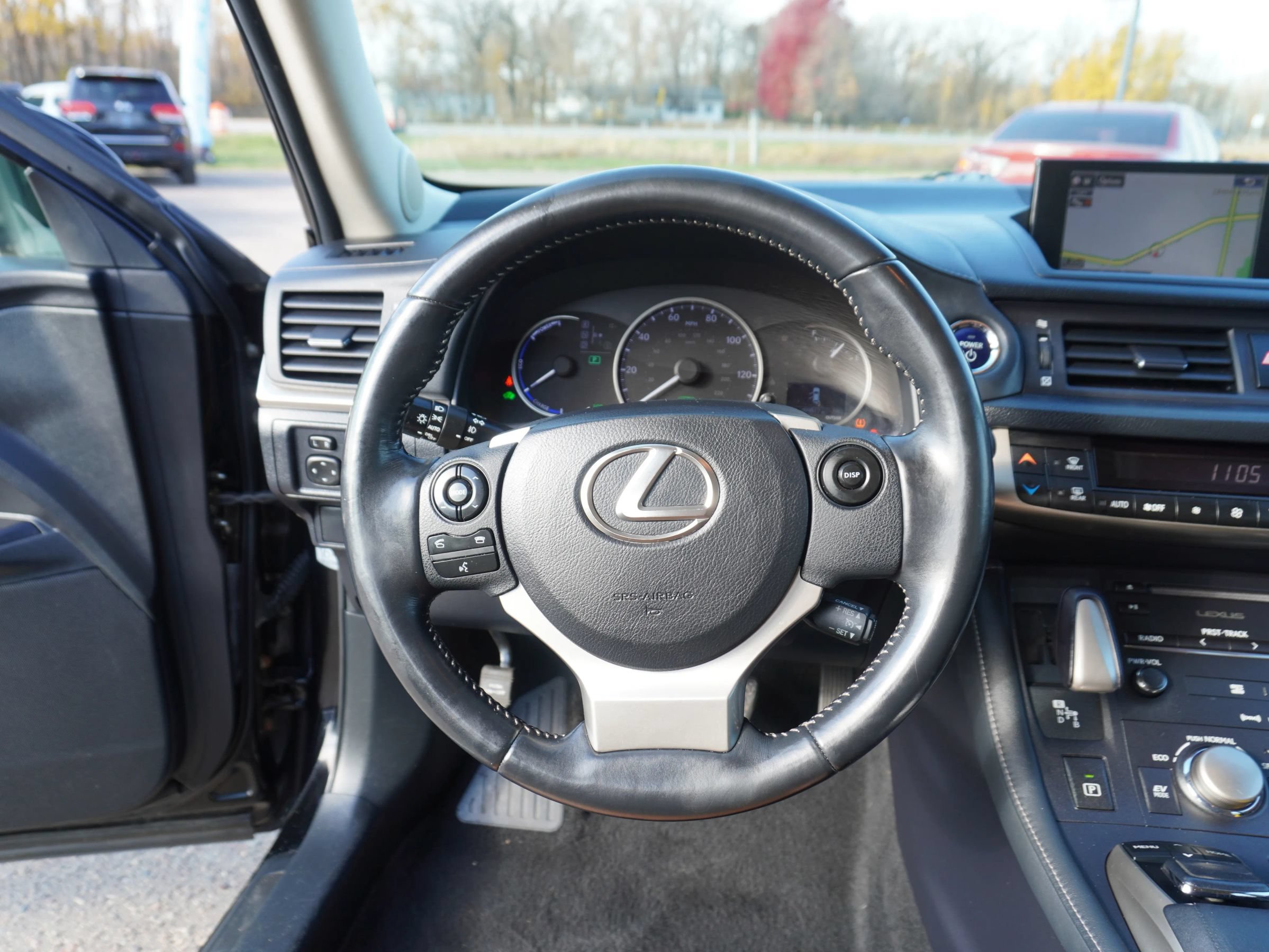 Used 2015 Lexus CT 200h w/ Navigation Package FWD image 13