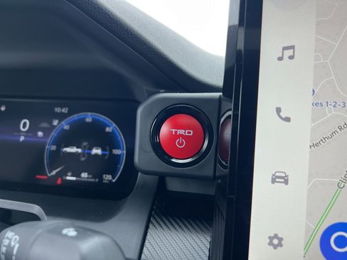 Used 2025 Toyota Tacoma TRD Pro image 16