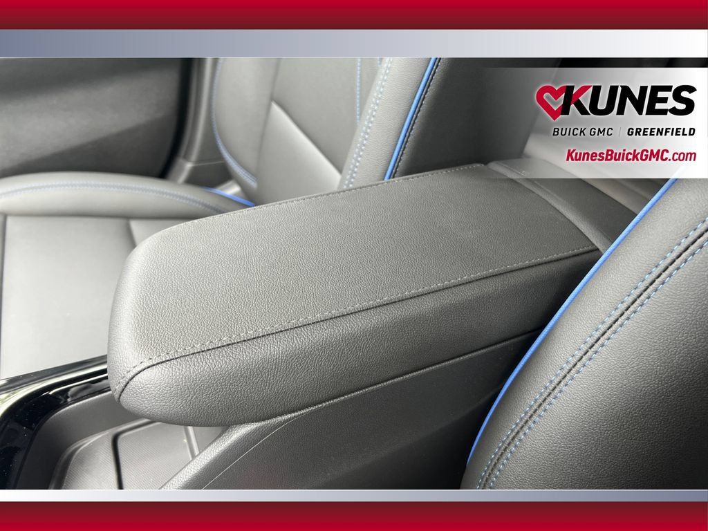 New 2026 Buick Envista Sport Touring w/ Convenience I Package FWD image 30