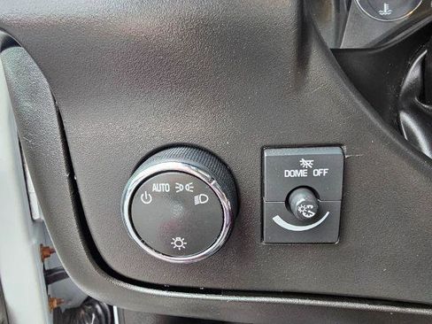 Used 2017 Chevrolet Express 2500 RWD image 13