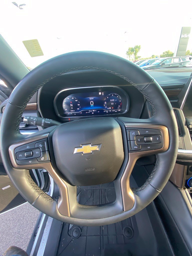 Used 2023 Chevrolet Tahoe High Country w/ Premium Package AWD/4WD image 11