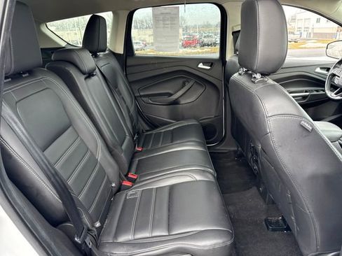 Used 2019 Ford Escape SEL image 14
