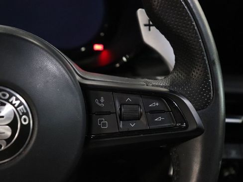 Used 2024 Alfa Romeo Tonale Veloce w/ Active Assist Package image 30