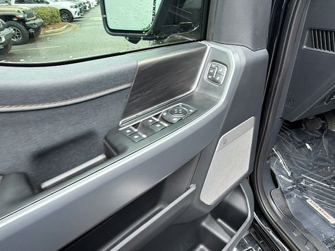 Used 2025 Ford F150 Lariat w/ Equipment Group 502A High AWD/4WD image 15