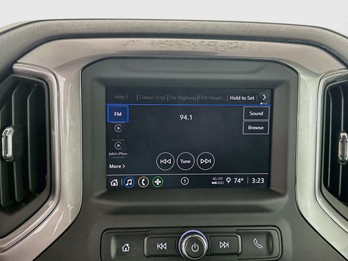 Used 2025 Chevrolet Silverado 1500 Custom RWD image 19