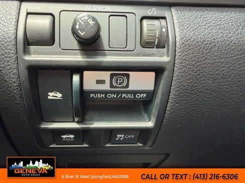 Used 2013 Subaru Legacy 2.5i Premium w/ All-Weather Pkg AWD/4WD image 19