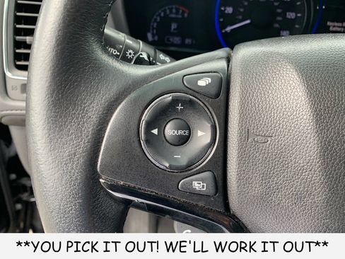 Used 2021 Honda HR-V EX-L image 16