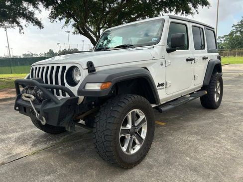 Used 2019 Jeep Wrangler Unlimited Sport AWD/4WD image 16