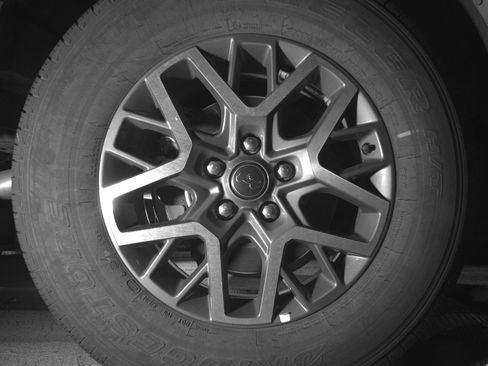 Used 2025 Jeep Wrangler Sahara image 15